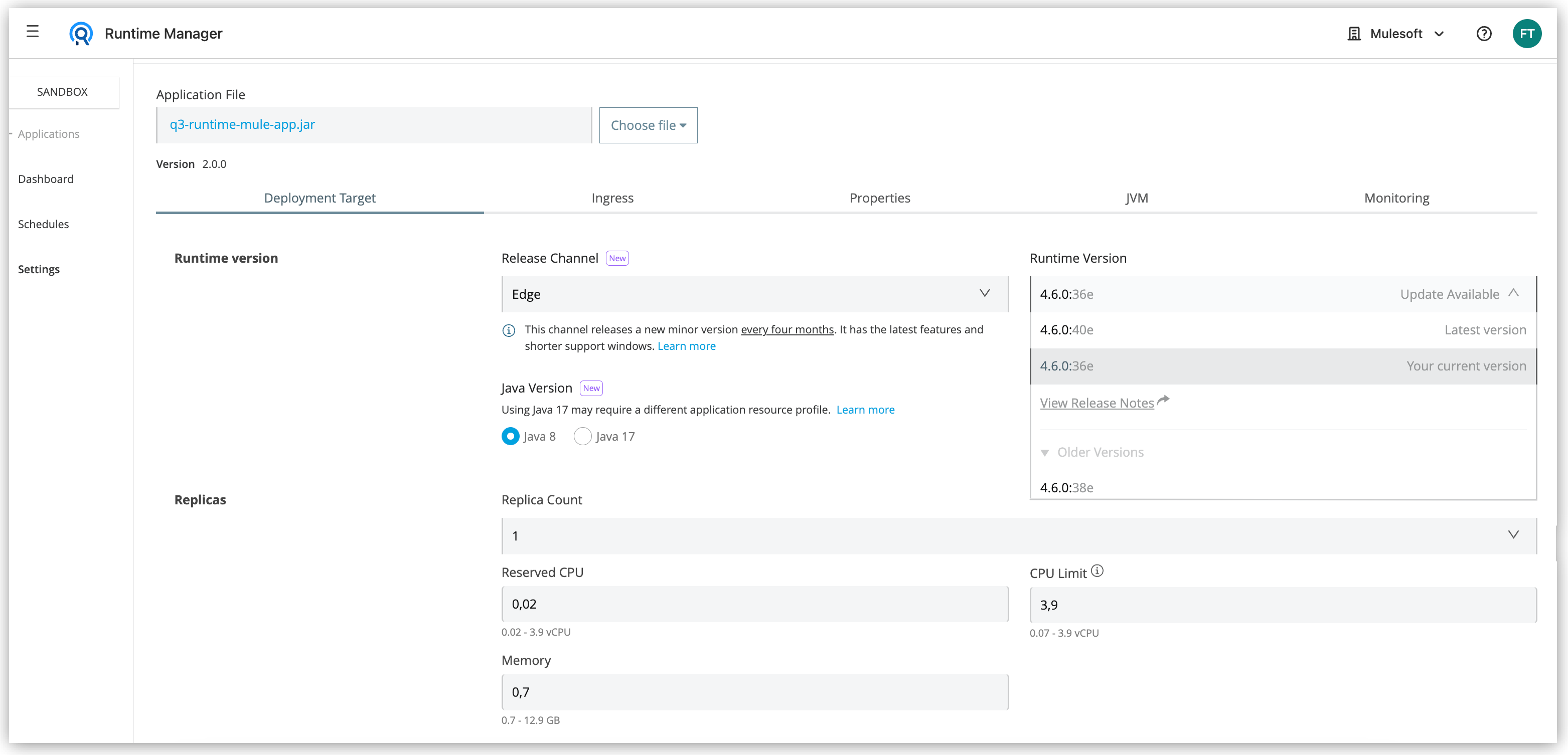 Mule Edge リリースドロップダウンウィンドウが表示された Runtime Manager UI